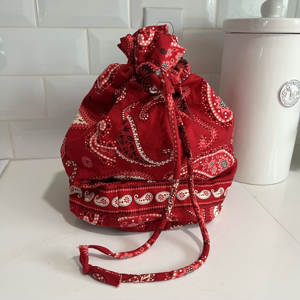 Vera Bradley Ditty Travel Waterproof Lined Bag Rare Red Paisley Swimsuit